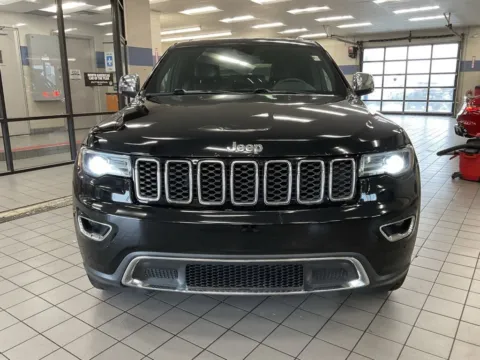 Photos of 2017 Jeep Grand Cherokee Limited for sale in Kansas City, MO at Jay Wolfe Acura