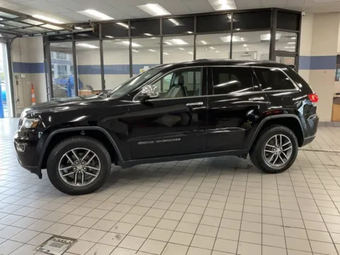 Another view of 2017 Jeep Grand Cherokee Limited for sale in Kansas City, MO at Jay Wolfe Acura