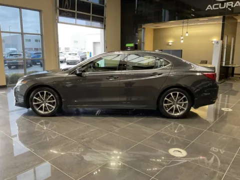 More photos of 2016 Acura TLX V6 Tech at Jay Wolfe Acura, MO