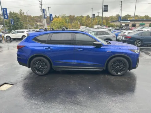 More photos of 2025 Acura MDX w/A-Spec Advance Package at Jay Wolfe Acura, MO