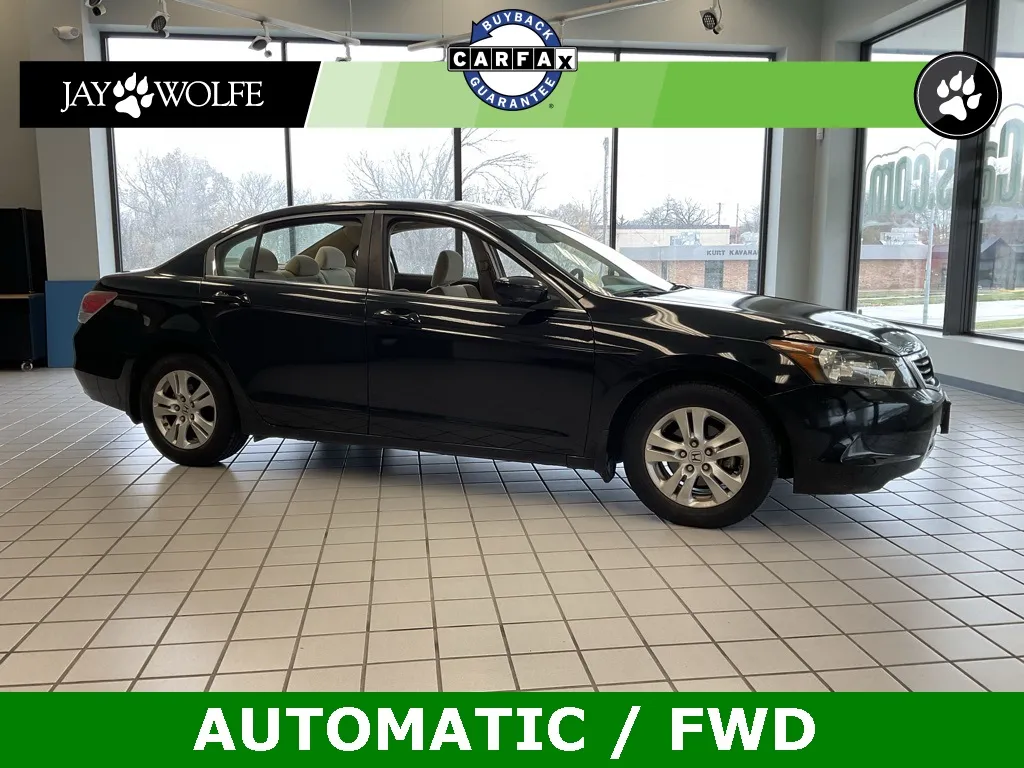 Black 2009 Honda Accord LX-P for sale in Kansas City, MO