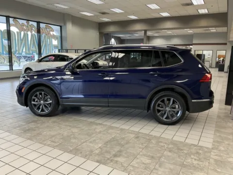 More photos of 2023 Volkswagen Tiguan 2.0T SE at Jay Wolfe Auto Outlet, MO