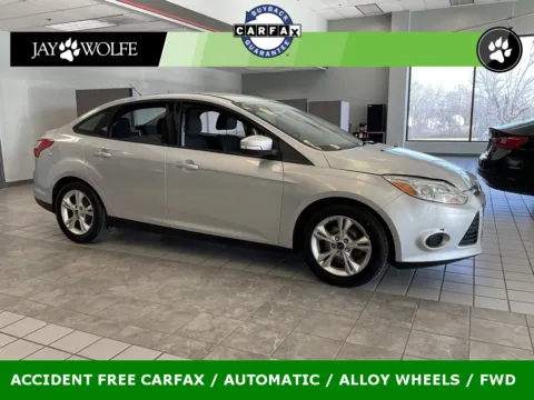 Silver 2014 Ford Focus SE for sale in Kansas City, MO