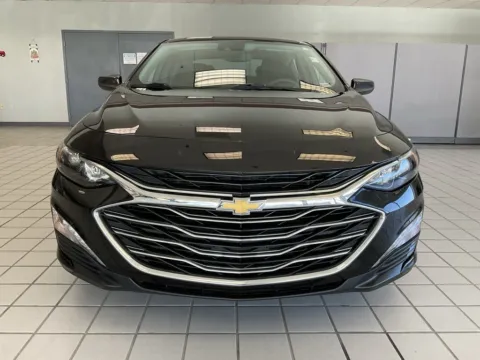 Photos of 2023 Chevrolet Malibu LT for sale in Kansas City, MO at Jay Wolfe Auto Outlet