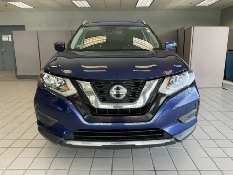 Photos of 2020 Nissan Rogue SV for sale in Kansas City, MO at Jay Wolfe Auto Outlet