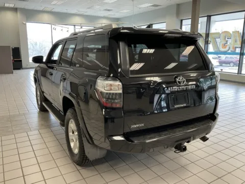 More photos of 2016 Toyota 4Runner SR5 Premium at Jay Wolfe Auto Outlet, MO