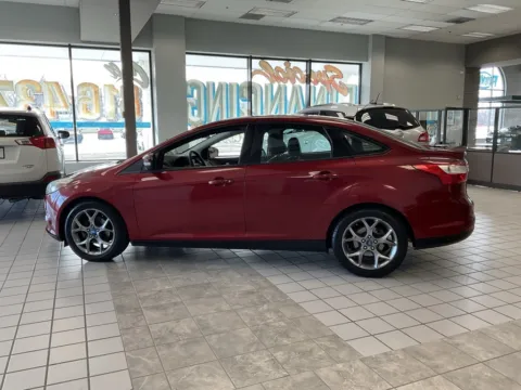 More photos of 2013 Ford Focus SE at Jay Wolfe Auto Outlet, MO