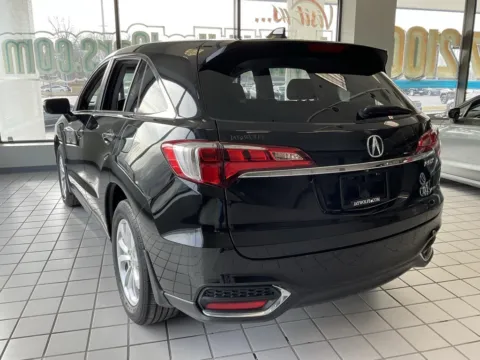 More photos of 2017 Acura RDX at Jay Wolfe Auto Outlet, MO