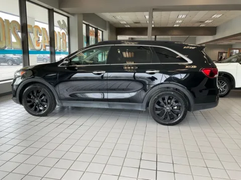 More photos of 2020 Kia Sorento S at Jay Wolfe Auto Outlet, MO