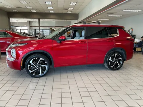 Another view of 2022 Mitsubishi Outlander SEL for sale in Kansas City, MO at Jay Wolfe Auto Outlet