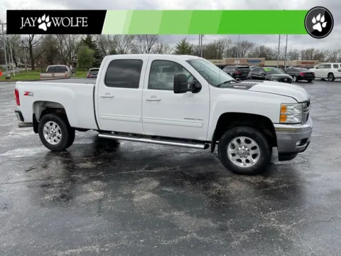 White 2011 Chevrolet Silverado 3500HD LTZ for sale in Kansas City, MO