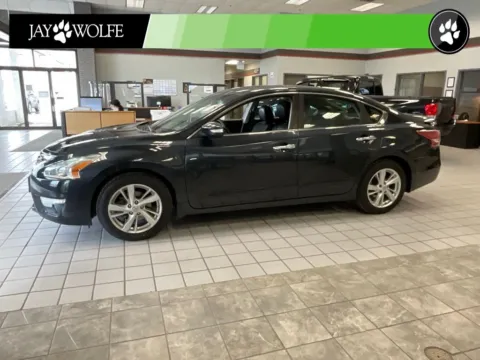 Another view of 2013 Nissan Altima 2.5 SL for sale in Kansas City, MO at Jay Wolfe Auto Outlet