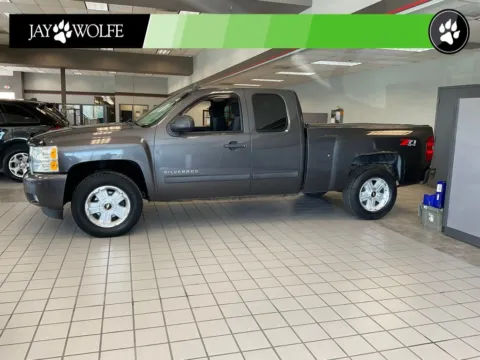 Another view of 2010 Chevrolet Silverado 1500 LT for sale in Kansas City, MO at Jay Wolfe Auto Outlet
