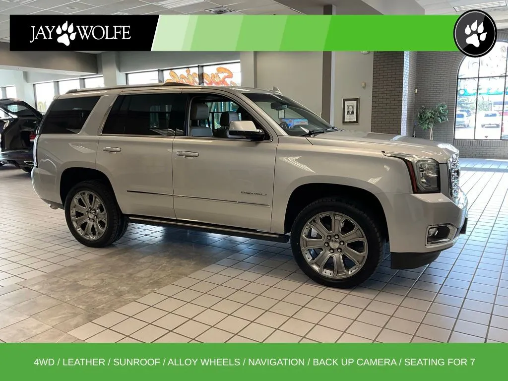 Silver 2019 GMC Yukon Denali for sale in Kansas City, MO