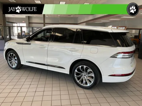 More photos of 2021 Lincoln Aviator Grand Touring at Jay Wolfe Auto Outlet, MO