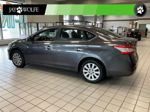 More photos of 2013 Nissan Sentra SV at Jay Wolfe Auto Outlet, MO
