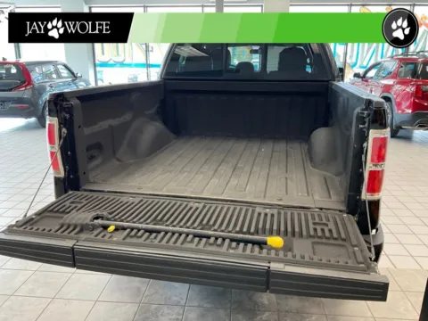 More photos of 2014 Ford F-150 Platinum at Jay Wolfe Auto Outlet, MO