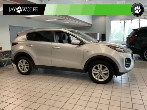 Silver 2017 Kia Sportage LX for sale in Kansas City, MO
