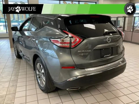 More photos of 2017 Nissan Murano SL at Jay Wolfe Auto Outlet, MO