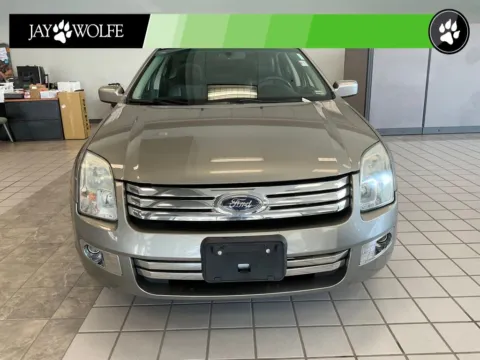 Photos of 2009 Ford Fusion SEL for sale in Kansas City, MO at Jay Wolfe Auto Outlet