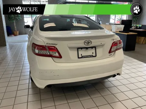 More photos of 2011 Toyota Camry SE at Jay Wolfe Auto Outlet, MO