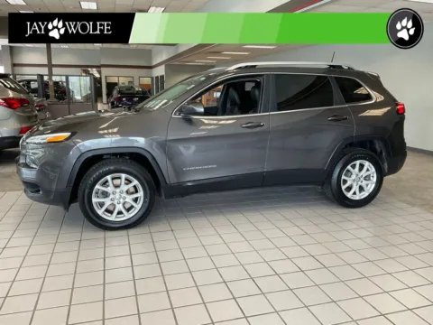 Another view of 2018 Jeep Cherokee Latitude Plus for sale in Kansas City, MO at Jay Wolfe Auto Outlet