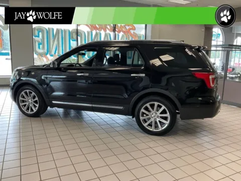 More photos of 2017 Ford Explorer Limited at Jay Wolfe Auto Outlet, MO