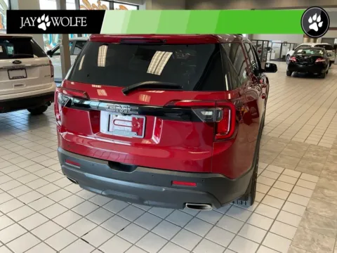 More photos of 2021 GMC Acadia SLT at Jay Wolfe Auto Outlet, MO