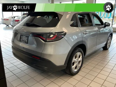 More photos of 2023 Honda HR-V LX at Jay Wolfe Auto Outlet, MO