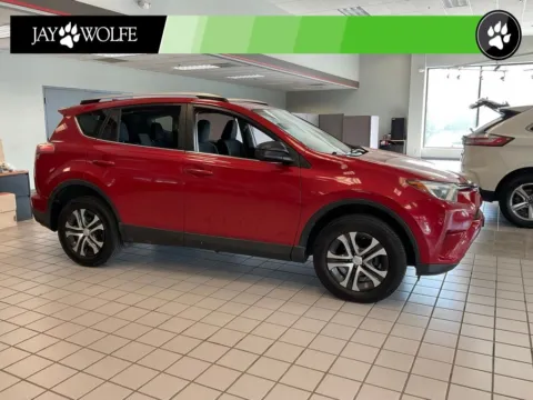 Red 2016 Toyota RAV4 LE for sale in Kansas City, MO