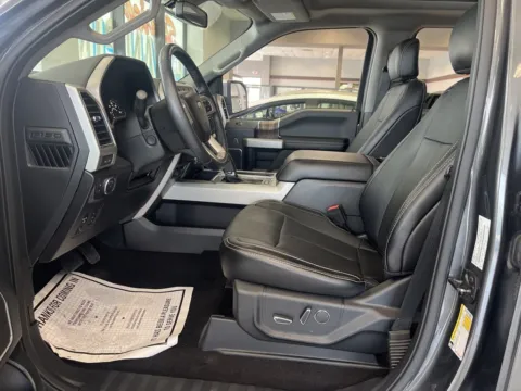 More photos of 2018 Ford F-150 Lariat at Jay Wolfe Auto Outlet, MO