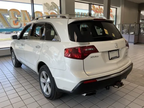 More photos of 2012 Acura MDX 3.7L at Jay Wolfe Auto Outlet, MO