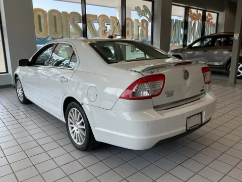 More photos of 2009 Mercury Milan Premier at Jay Wolfe Auto Outlet, MO