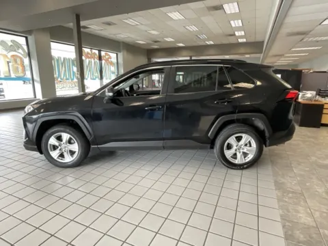 More photos of 2020 Toyota RAV4 XLE at Jay Wolfe Auto Outlet, MO