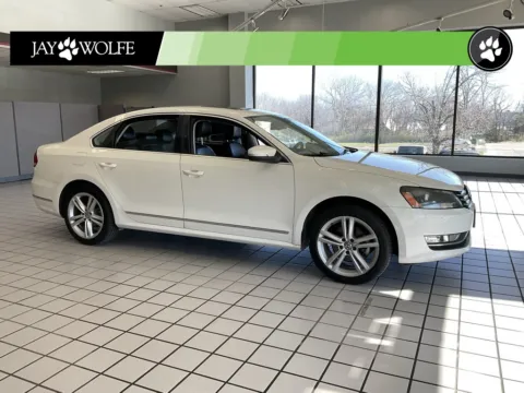 White 2014 Volkswagen Passat TDI SEL Premium for sale in Kansas City, MO