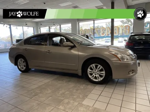 Brown 2012 Nissan Altima 2.5 S for sale in Kansas City, MO