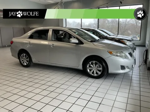 Black 2010 Toyota Corolla LE for sale in Kansas City, MO