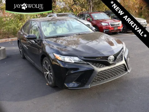 Black 2019 Toyota Camry L for sale in Kansas City, MO