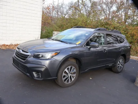More photos of 2022 Subaru Outback Premium at Jay Wolfe Honda, MO