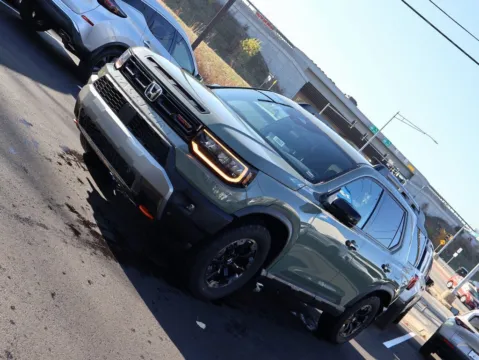 Another view of 2026 Honda Passport TrailSport Elite for sale in Kansas City, MO at Jay Wolfe Honda