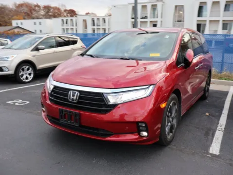 Another view of 2023 Honda Odyssey Elite for sale in Kansas City, MO at Jay Wolfe Honda