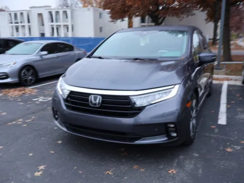 Another view of 2023 Honda Odyssey Touring for sale in Kansas City, MO at Jay Wolfe Honda