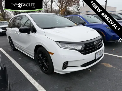 White 2023 Honda Odyssey Sport for sale in Kansas City, MO