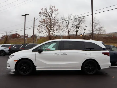 More photos of 2023 Honda Odyssey Sport at Jay Wolfe Honda, MO