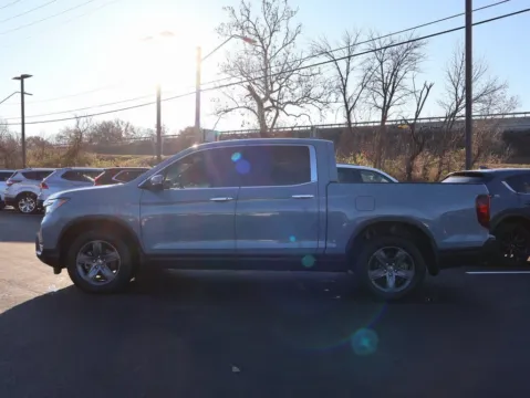 More photos of 2022 Honda Ridgeline RTL-E at Jay Wolfe Honda, MO