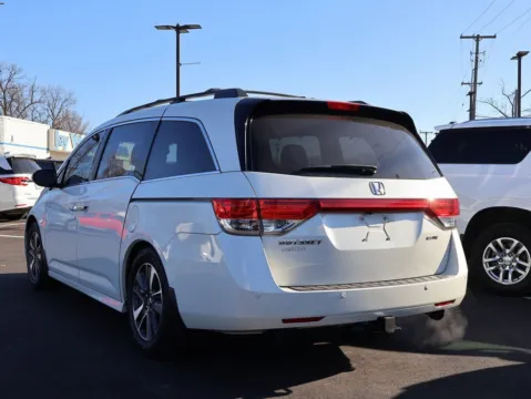 More photos of 2016 Honda Odyssey Touring Elite at Jay Wolfe Honda, MO