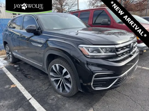 Black 2022 Volkswagen Atlas Cross Sport 3.6L V6 SEL Premium R-Line for sale in Kansas City, MO