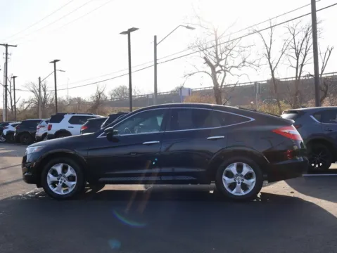 More photos of 2011 Honda Accord Crosstour EX-L at Jay Wolfe Honda, MO