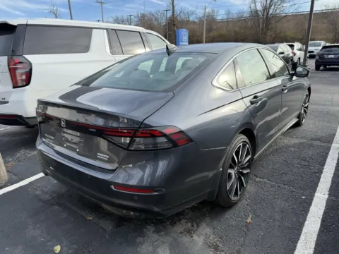 More photos of 2023 Honda Accord Hybrid Touring at Jay Wolfe Honda, MO