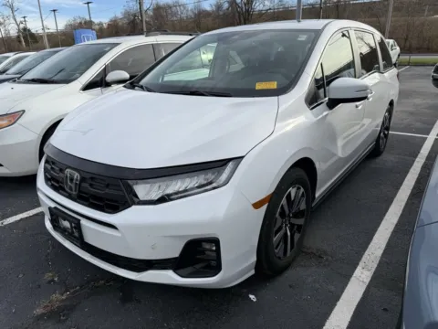Another view of 2025 Honda Odyssey EX-L for sale in Kansas City, MO at Jay Wolfe Honda